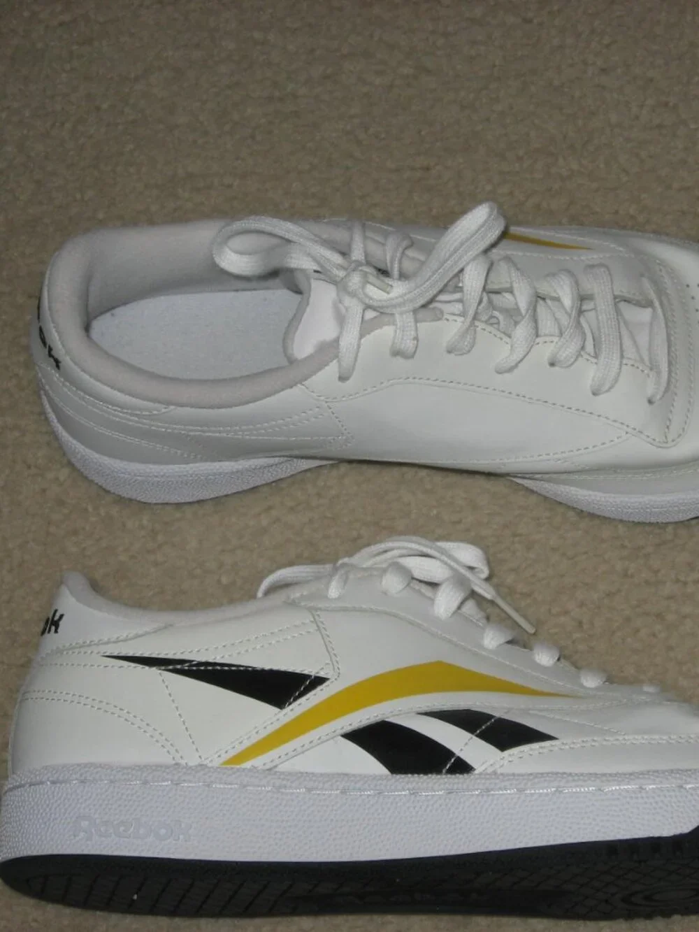 Reebok Club Classic Vector Mens Sneakers Shoes Size 11 EUC Like New